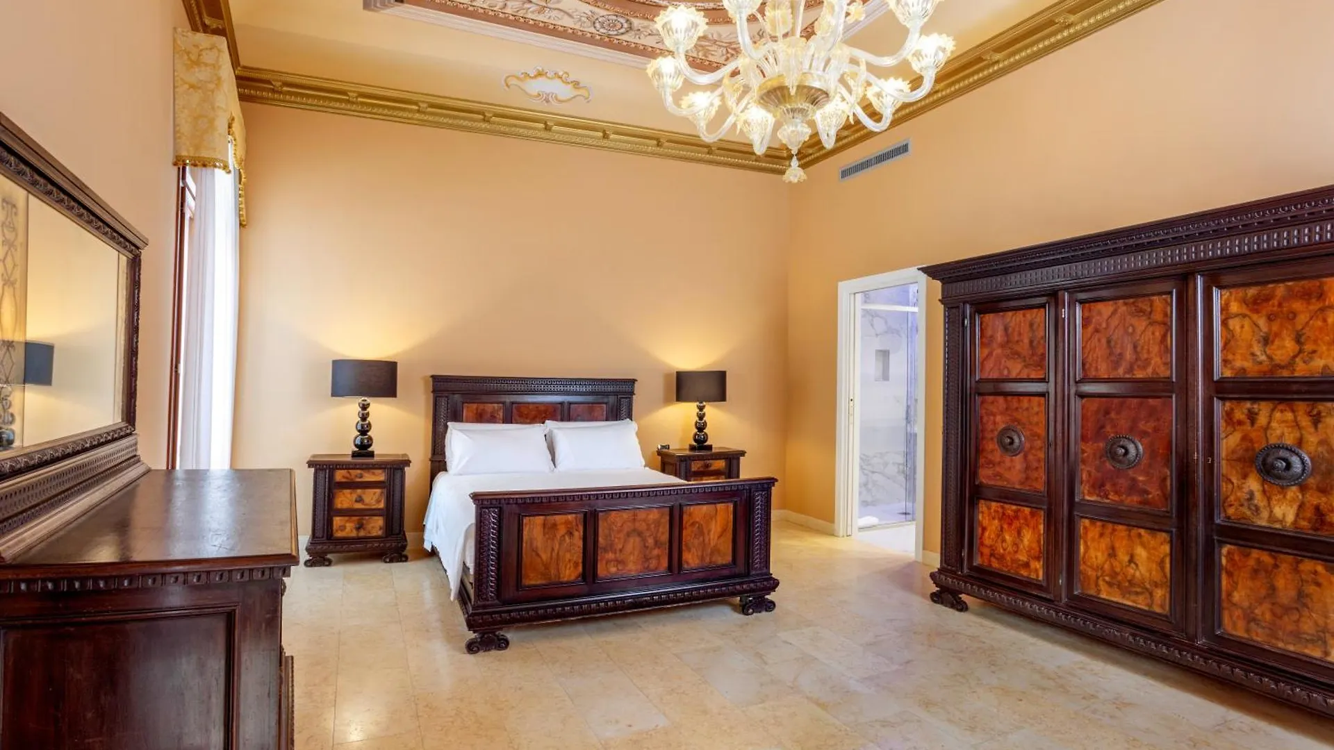Antico Portego Guest House Venice 2*,  Italy